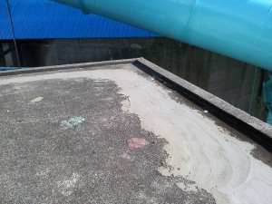 川崎市高津区 工場 屋上防水 撤去跡下地調整2写真