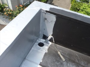 世田谷区喜多見住宅屋根防水　保護塗装を塗装して完了01写真