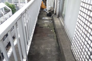 【バルコニー防水工事】東京都新宿区の賃貸マンション